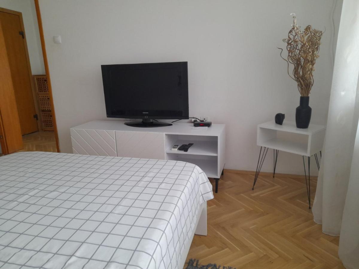Nikola Ns2 Daire Novi Sad Dış mekan fotoğraf